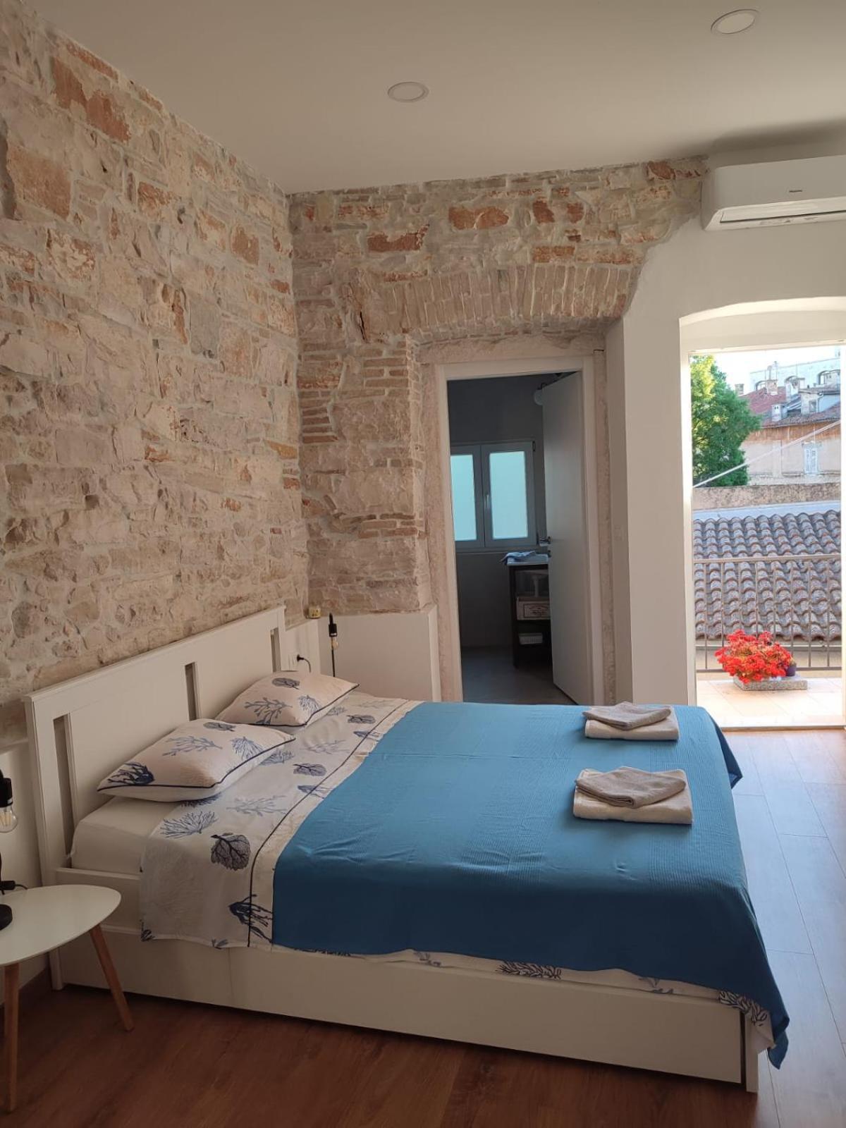 Central Studio Apartment Pula Exteriér fotografie